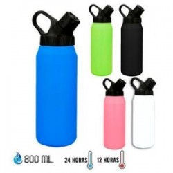 Termo insulado al vacío con doble pared de acero inoxidable y acabado rugoso. Incluye tapa enroscable con boquilla y asa en la p