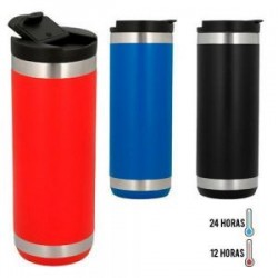 Termo de acero inoxidable de doble pared insulado al vacío con acabado rugoso tapa enroscable con cierre de seguridad.