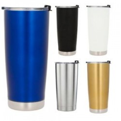 Termo insulado al vacío con doble pared de acero inoxidable. Incluye tapa de cierre a presión y boquilla de seguridad.