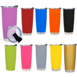 Termo insulado al vacío con doble pared de acero inoxidable y acabado rubber. Incluye tapa de cierre a presión y boquilla de seg