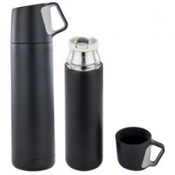 Termo con doble pared de acero inoxidable y tapa que funciona como taza.