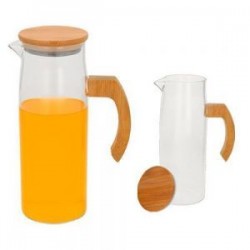 Jarra de vidrio con tapa y asa de bambú.