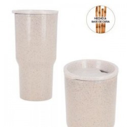 Termo de RPET de doble pared hecho a base de caña con tapa que cierra a presión.